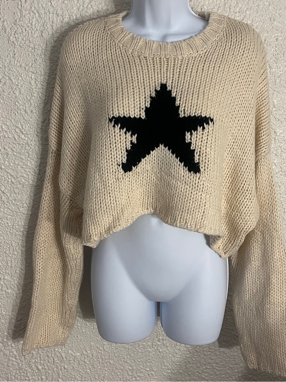 NWT Edikted Mega Star Cropped Sweater Cream / Black M/L Y2K Fairy Grunge